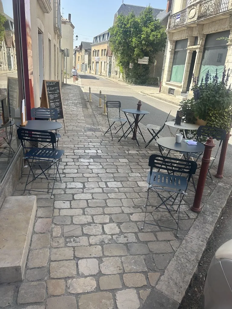 Sophie_Un Piatto Per Tutti_Airvault_review