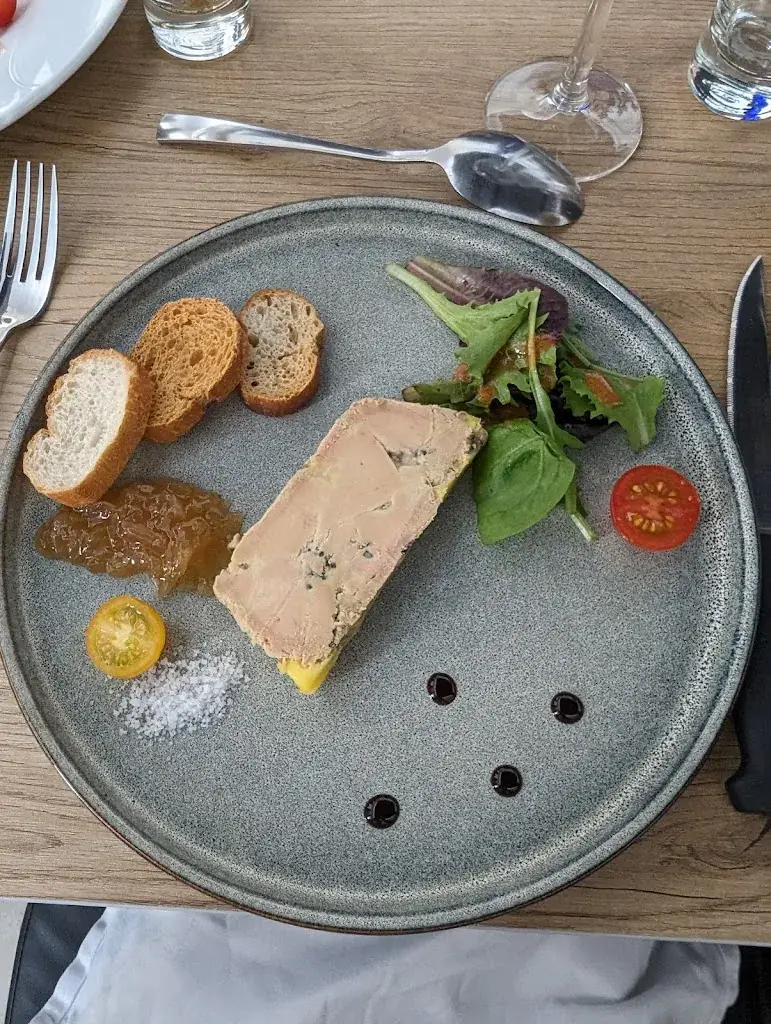 Menu_Logis Le Relais du Chapeau Rouge - Hôtel 3 étoiles restaurant - Groupe Logis Hôtel_Saint-Loup-Lamairé_image_2