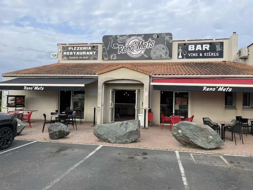 Reno'mets bar resto pizzeria restaurant in Aiffres