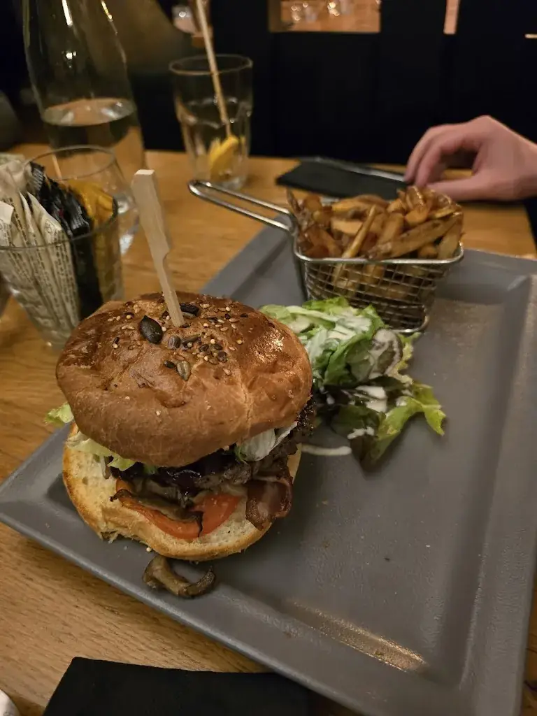 La Villa_Niort_slider_image_3