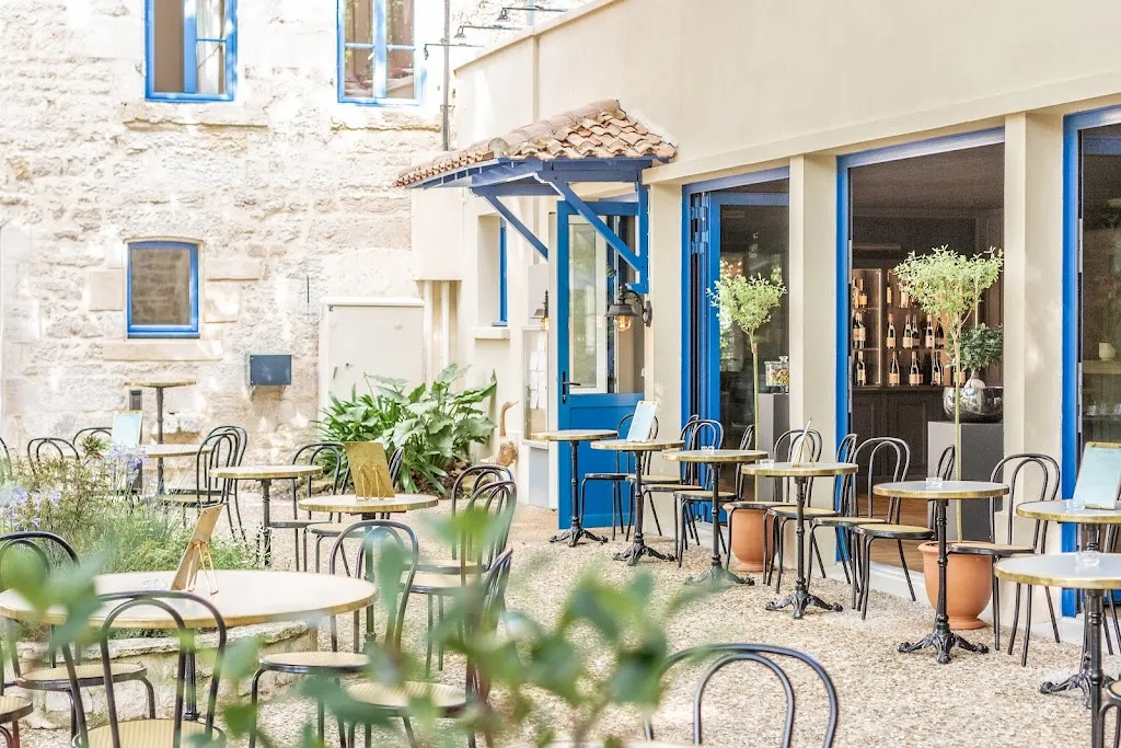 Auberge _ de la Roussille_Niort_slider_image_1