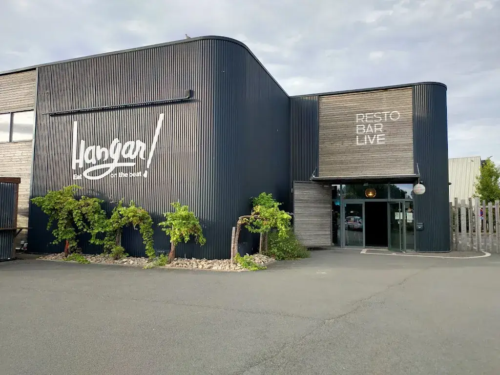 Hangar_Niort_slider_image_1