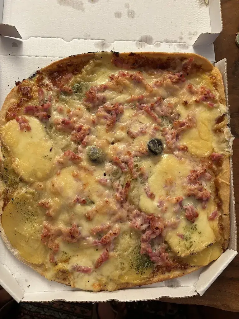 Zoé D_Bella Pizza_Aixe-sur-Vienne_review