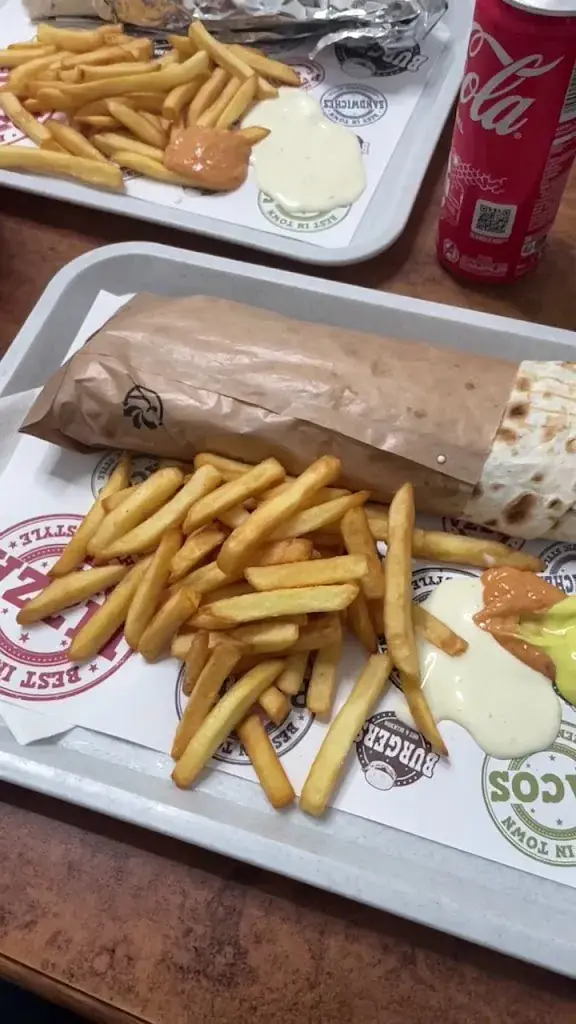 Dounia Kebab Aixe sur vienne_Aixe-sur-Vienne_slider_image_2