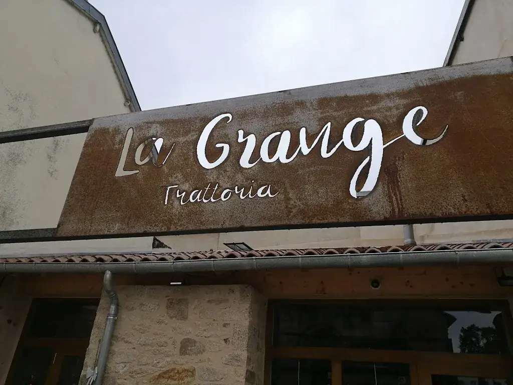Trattoria la grange restaurant in Isle