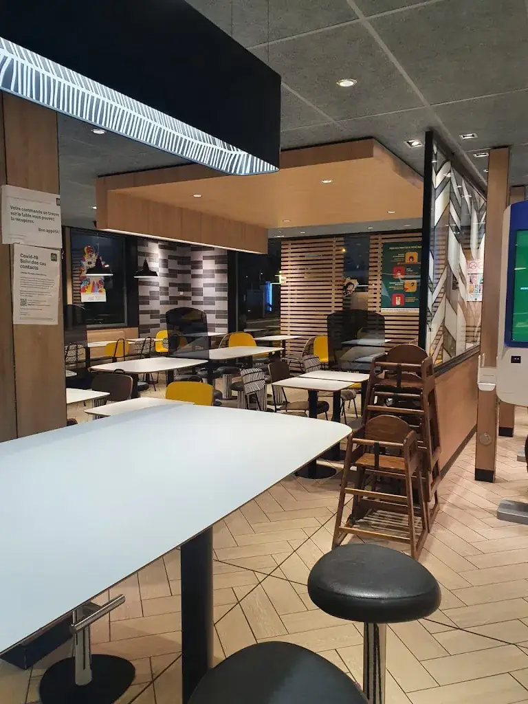 McDonald's restaurant in Aixe-sur-Vienne