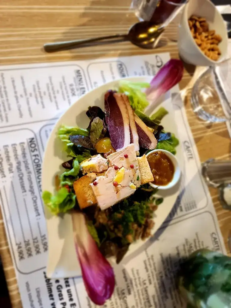 Rina A-C_Restaurant Ô Village_Objat_review