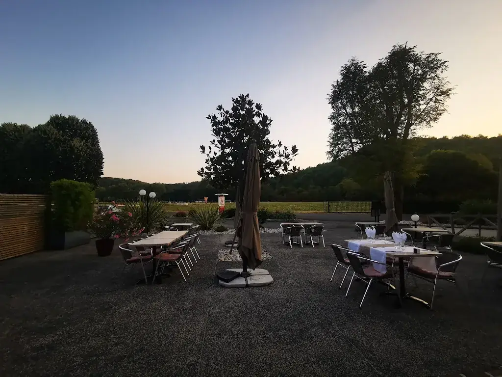 L'AUBERGE restaurant in Saint-Viance