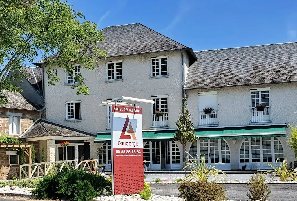 L'AUBERGE_Saint-Viance_slider_image_3