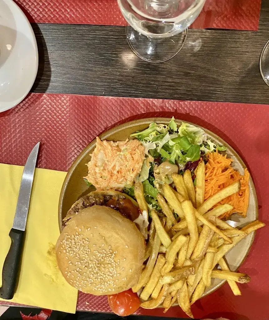 LA TAVERNE_Objat_slider_image_2