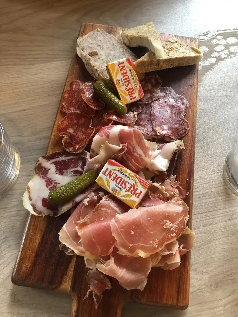 Lucile_Les Tables de Muret_Ambazac_review