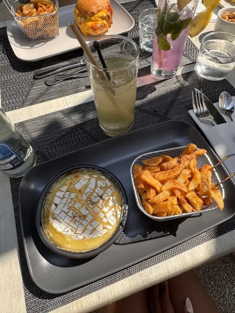 Les Tables de Muret_Ambazac_slider_image_3