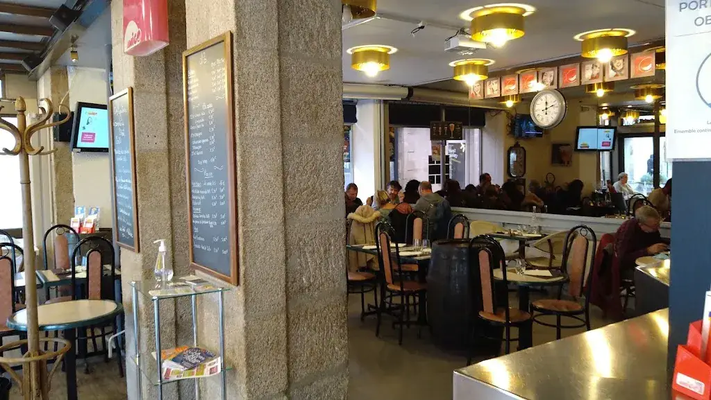 Stuart Murdoch_Bar Brasserie Jeff Le Relais des Ormes_Ambazac_review