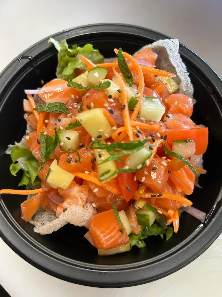 Bunyisa Thianthnong_SAWADEE SUSHI ET THAÏ_Ambarès-et-Lagrave_review