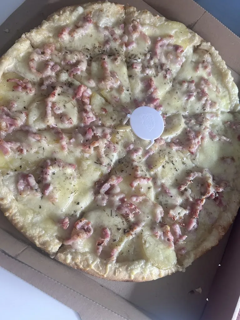 Emilie_Pizza Bonici - Ambarès-et-Lagrave_Ambarès-et-Lagrave_review