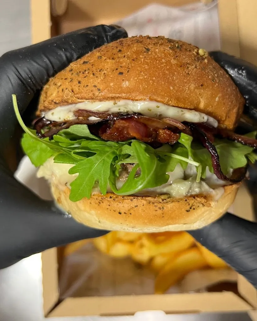 Pizza Bonici - Ambarès-et-Lagrave restaurant in Ambarès-et-Lagrave