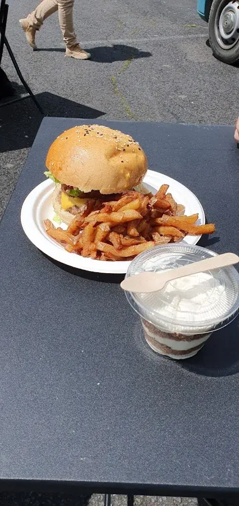 Céline M_Les Deux B_Jussac_review