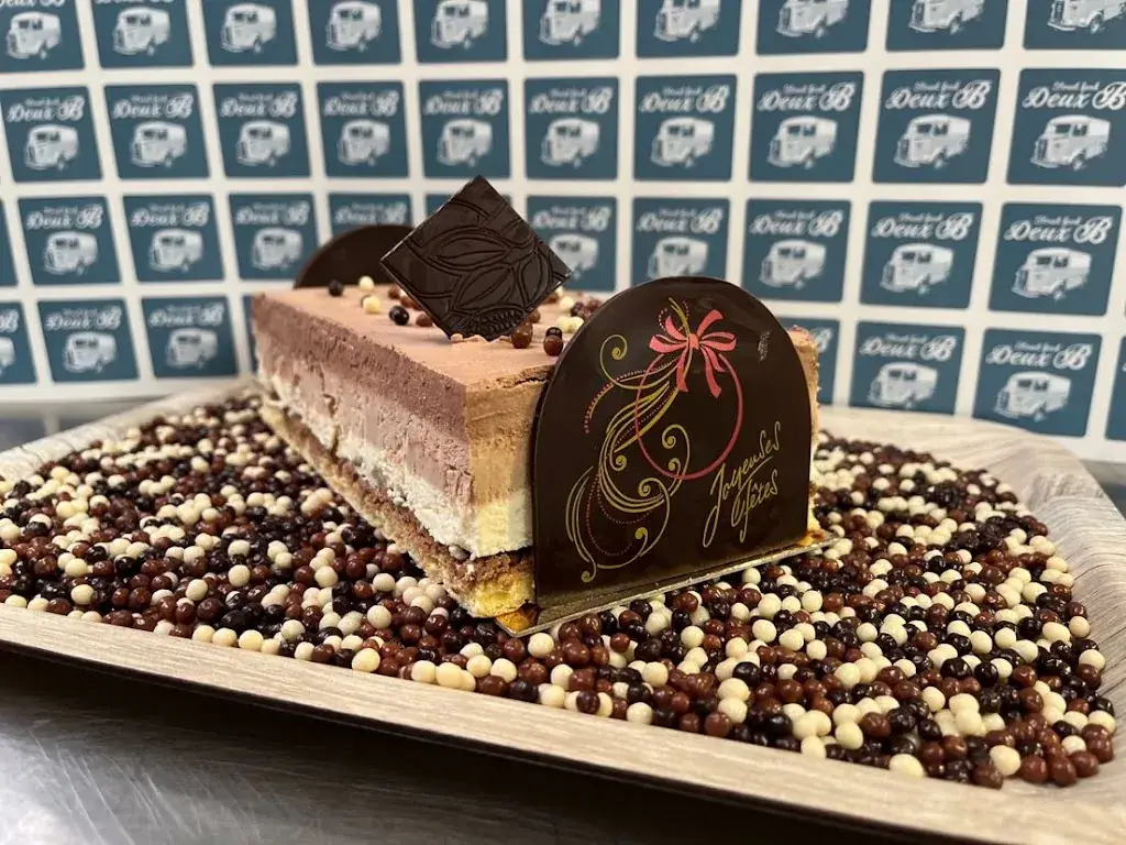 Les Deux B_Jussac_slider_image_3