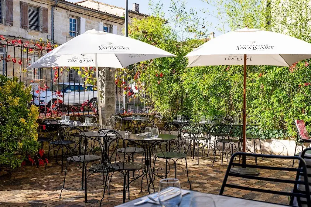 La Villa Loubésienne_Saint-Loubès_slider_image_1