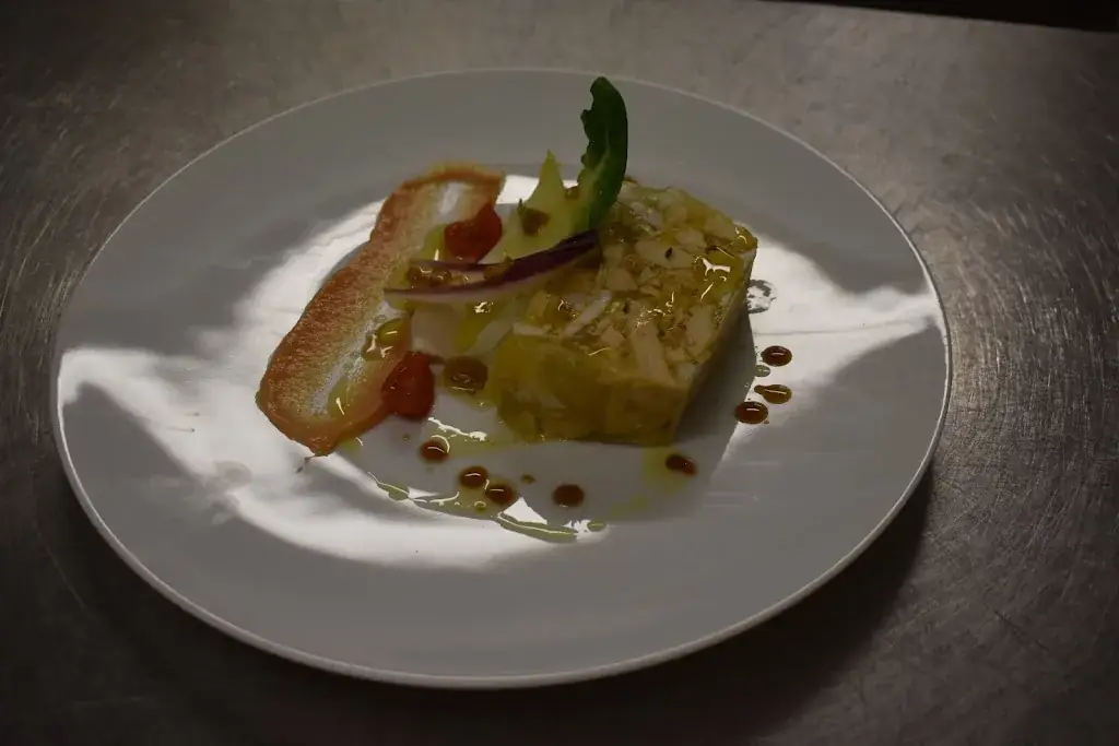 Restaurant C.garonne_Saint-Louis-de-Montferrand_slider_image_3