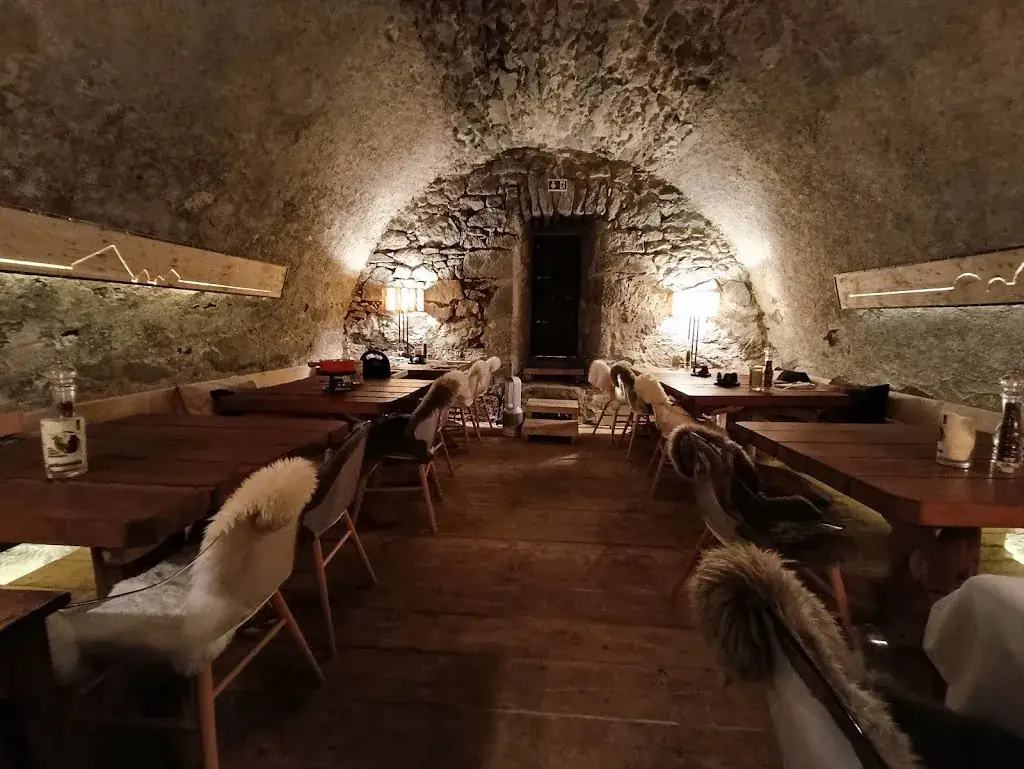 Bulle de Salers restaurant in Saint-Simon