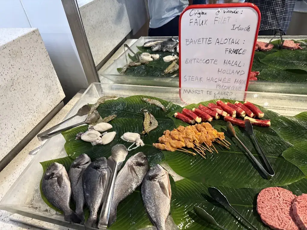 Phi Chai_Le Buffet des Gourmets_Sainte-Eulalie_review