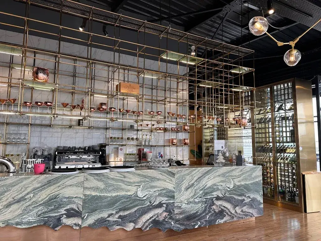 Le Buffet des Gourmets restaurant in Sainte-Eulalie