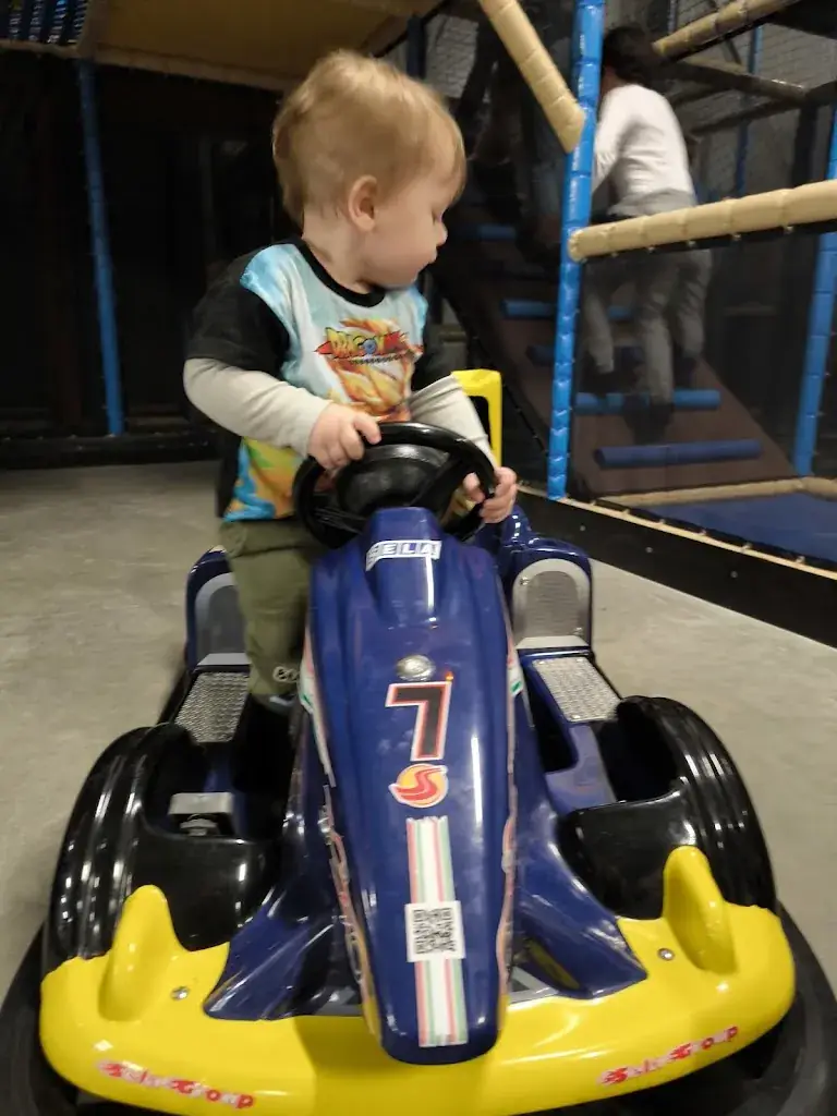 Marina Favia_Aloha Children_Ambarès-et-Lagrave_review