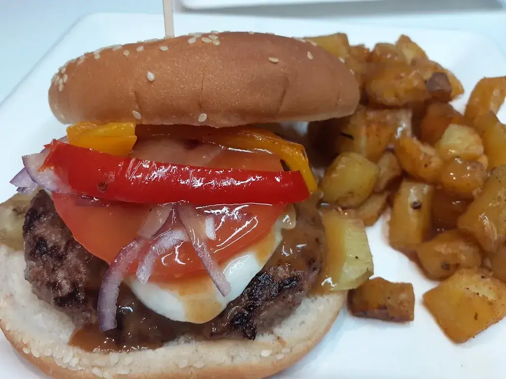 Menu_LE PITA FOOD TRUCK Parking Stock Américain LES 3 COULEURS_Ambarès-et-Lagrave_image_6