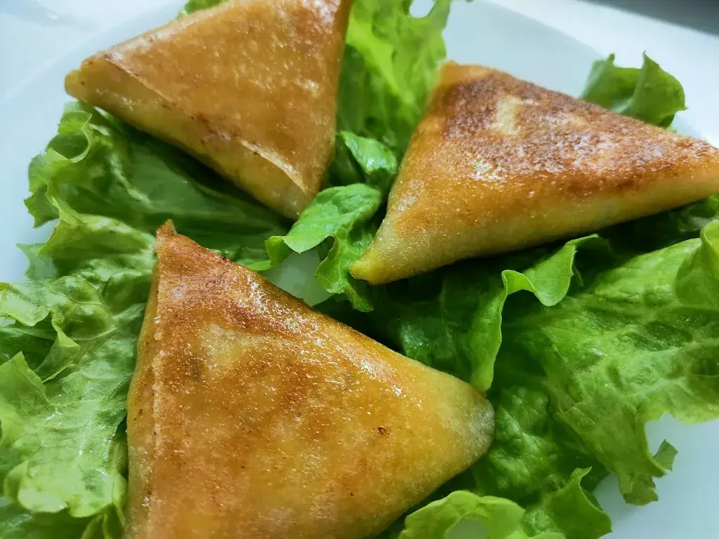 The Caravan_Saint-Louis-de-Montferrand_slider_image_2