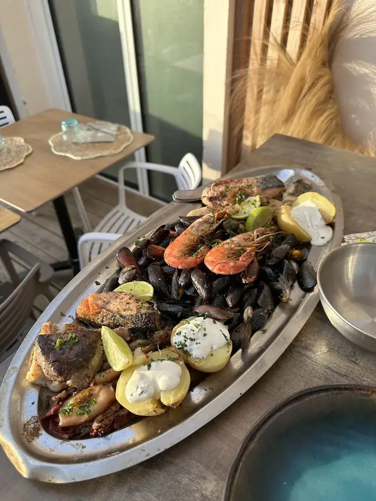 James Lester_L'océan_Anglet_Bewertung