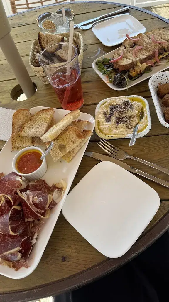 Jl Gx_LA RONDA_Anglet_avis