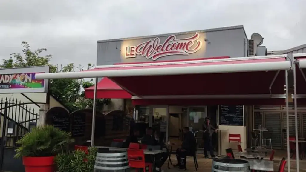 Le Welcome à joyeuse ristorante a Joyeuse