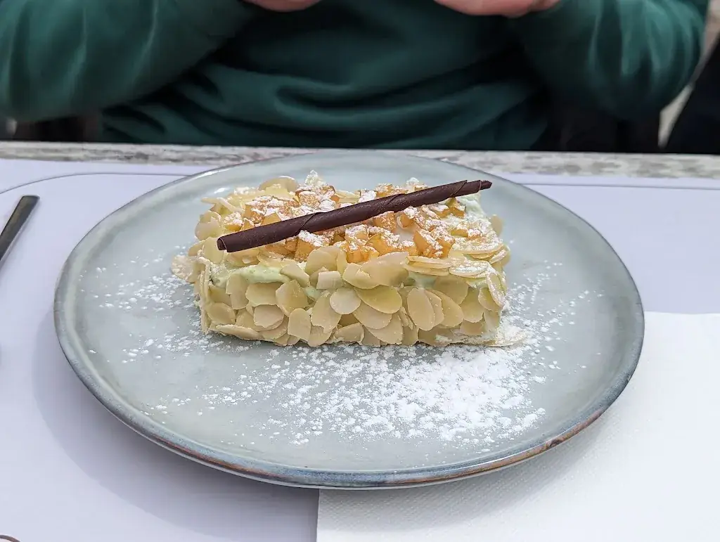 Baptiste Rivard_Le Petit Café_Roche-sur-Foron_review