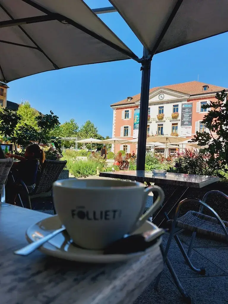 Le Petit Café restaurant in Roche-sur-Foron