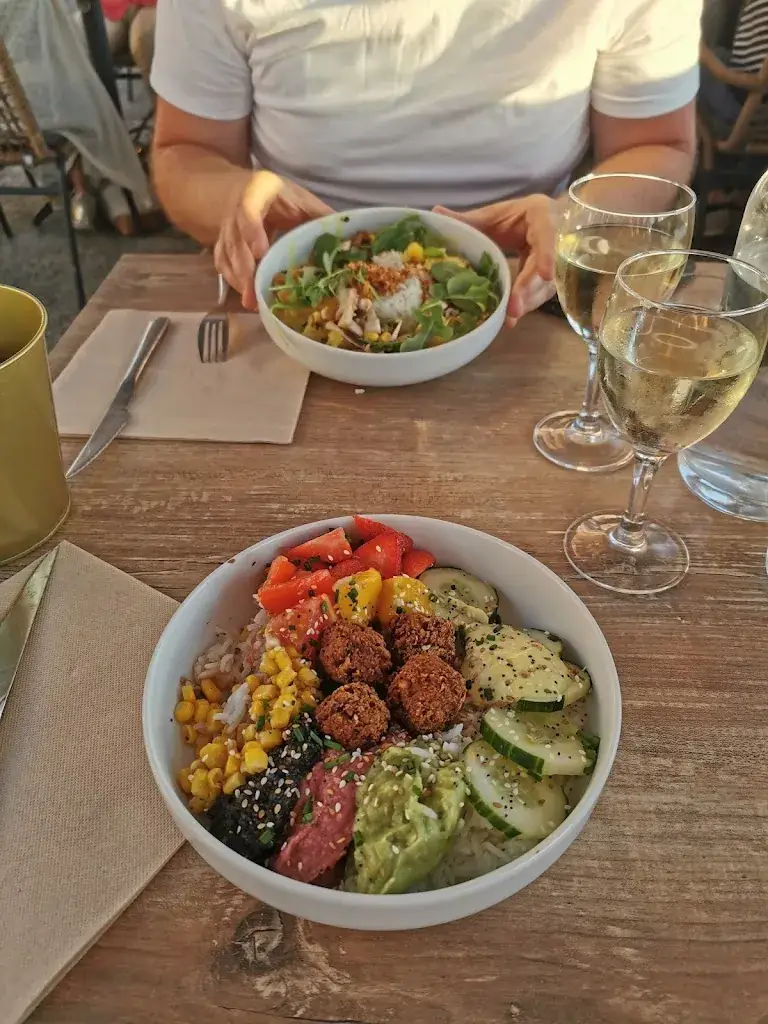 Sarah Farren_Le Sunset_Anglet_review