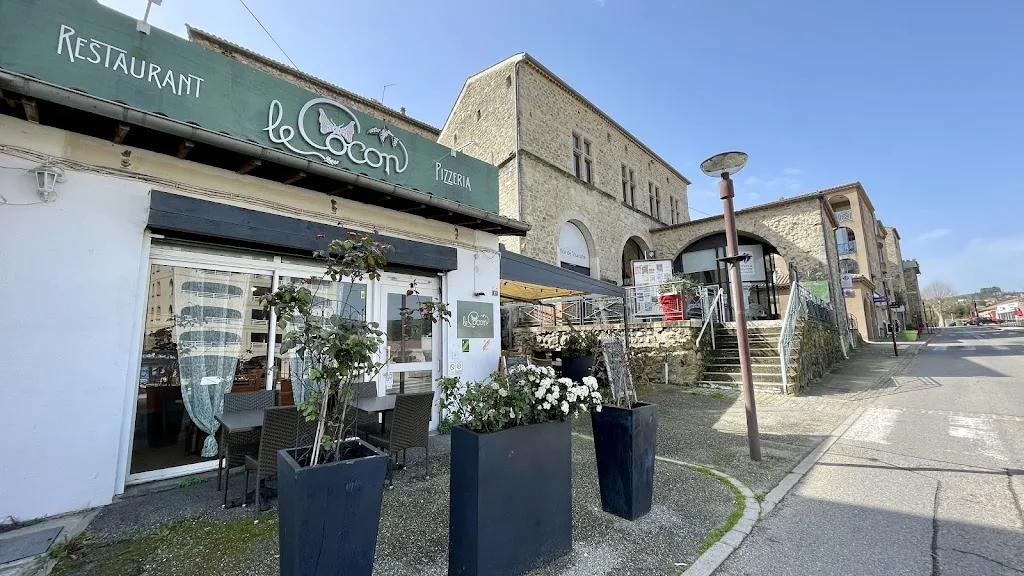 Le Cocon_Joyeuse_slider_image_1