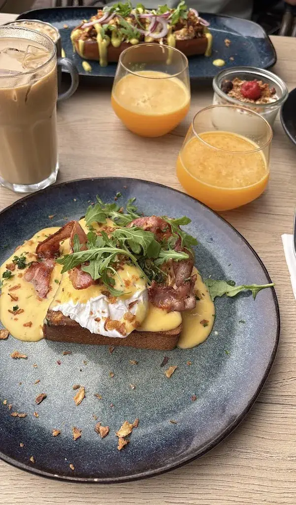 Restaurant La Petite Table_Andernos-les-Bains_slider_image_3