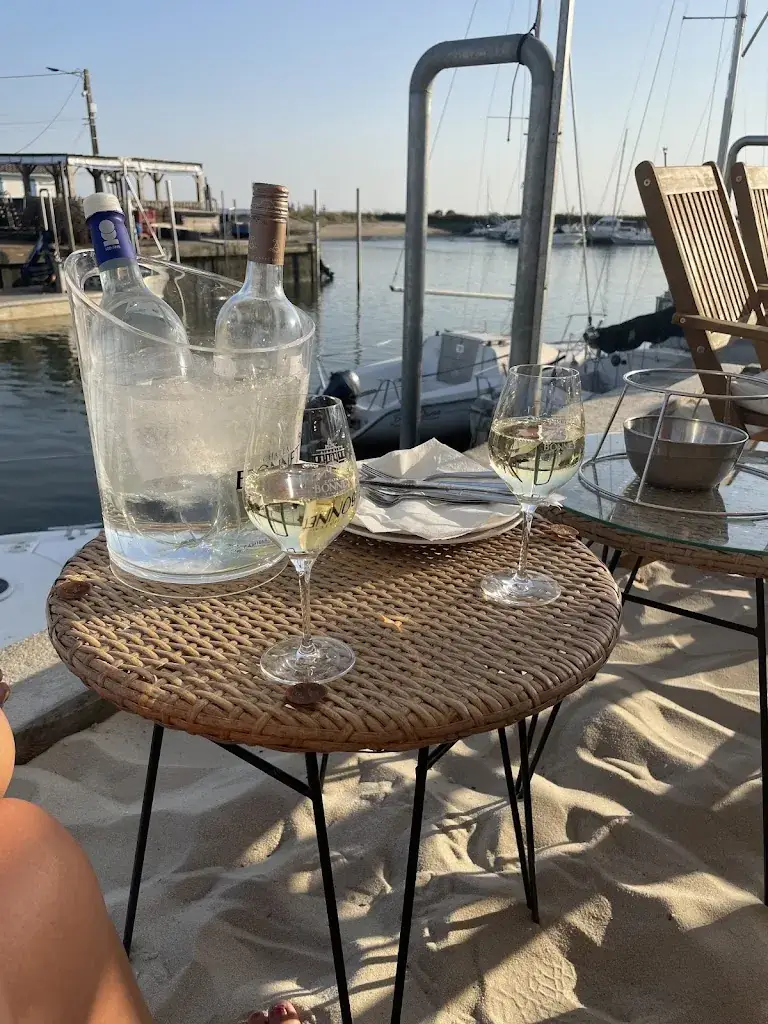 Jessica Imbert_L’escapade_Andernos-les-Bains_review