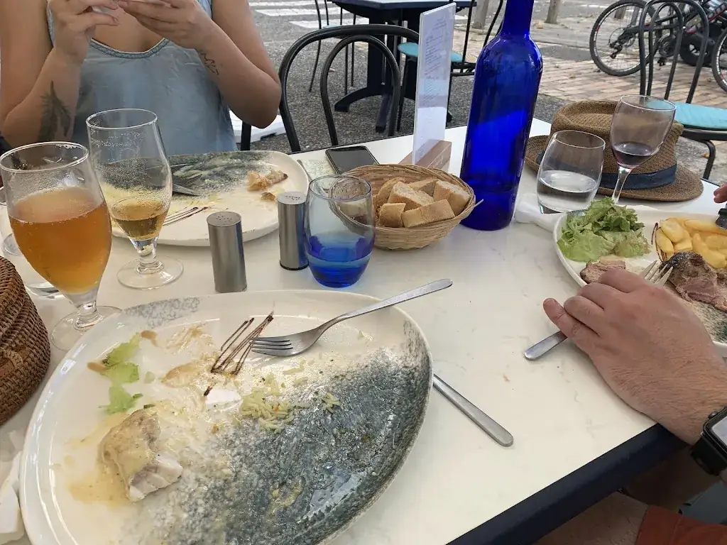 Berta Devant_La Cabane du Mauret_Andernos-les-Bains_review