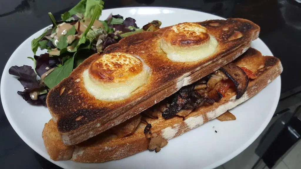 La Cabane du Mauret_Andernos-les-Bains_slider_image_2