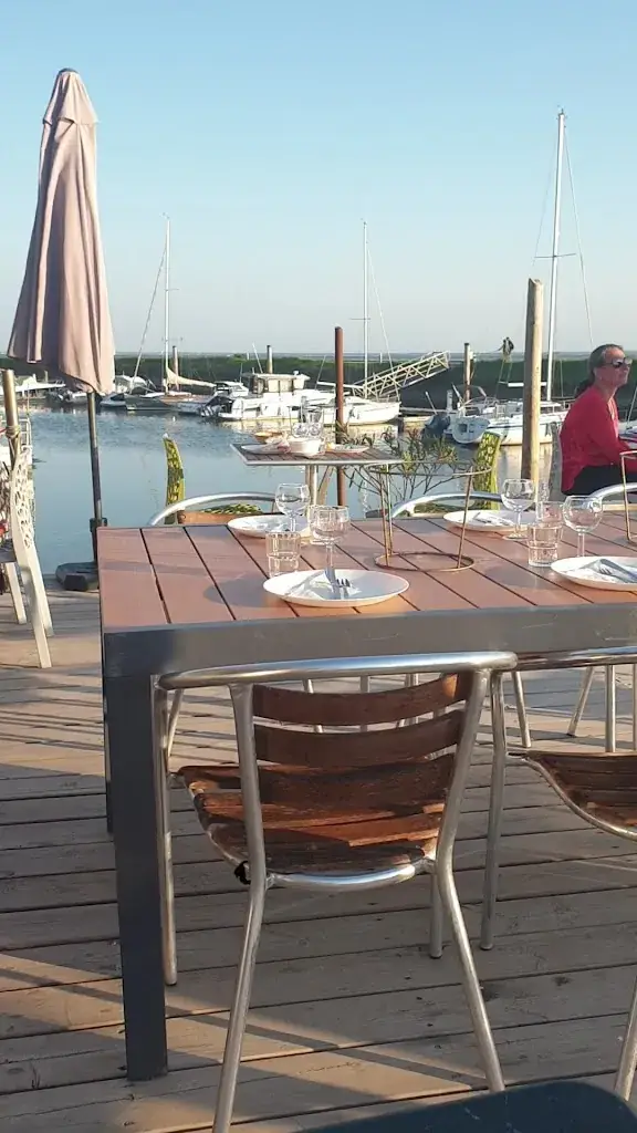 Oysters Pearls_Andernos-les-Bains_slider_image_2