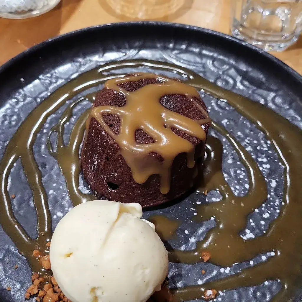 Maud Dordain Creyf_Le Café de la Place_Andernos-les-Bains_review