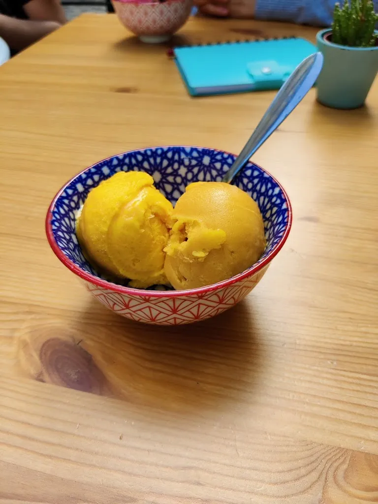 elliott muller-mattei_les thés du square_Joyeuse_review