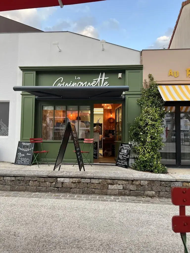 La Guinguette de la Place restaurant in Andernos-les-Bains