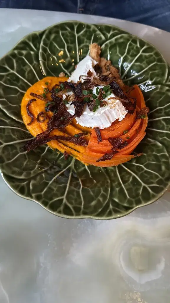 Yuxing Zhou_La Cour_Angoulême_review