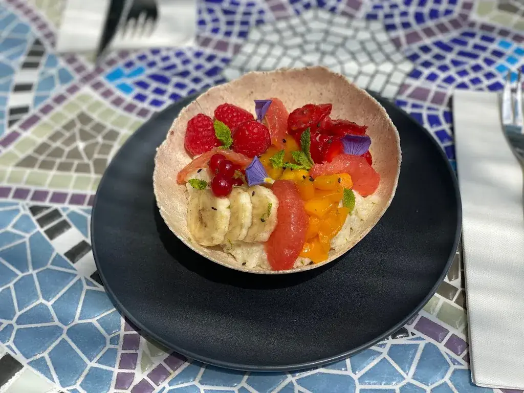 La Cour_Angoulême_slider_image_3