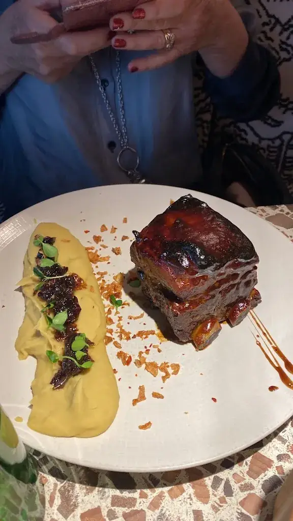 Sue Cross_Restaurant Le Saint André_Angoulême_review