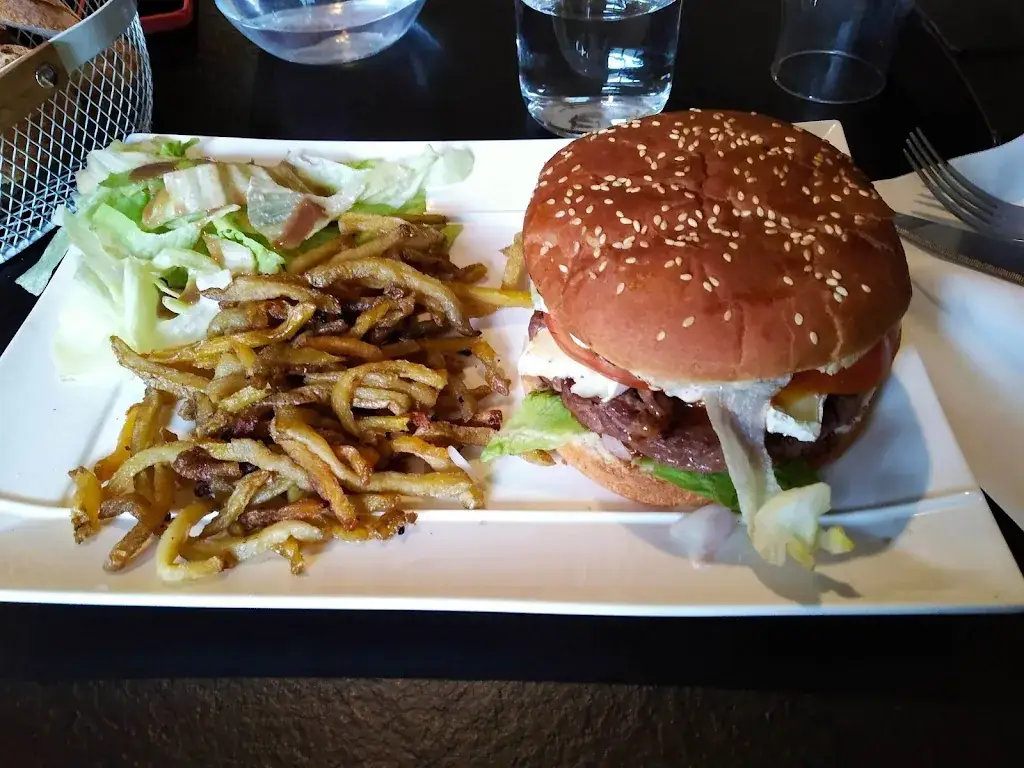 Laurent Valentin_Le Marquant City_Angoulême_reseña