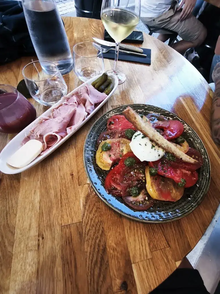 Midi Minuit_Angoulême_slider_image_3